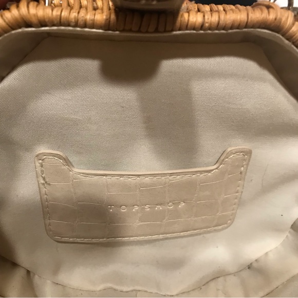 Topshop Sicily Shell Straw Crossbody Bag - Picture 6 of 6